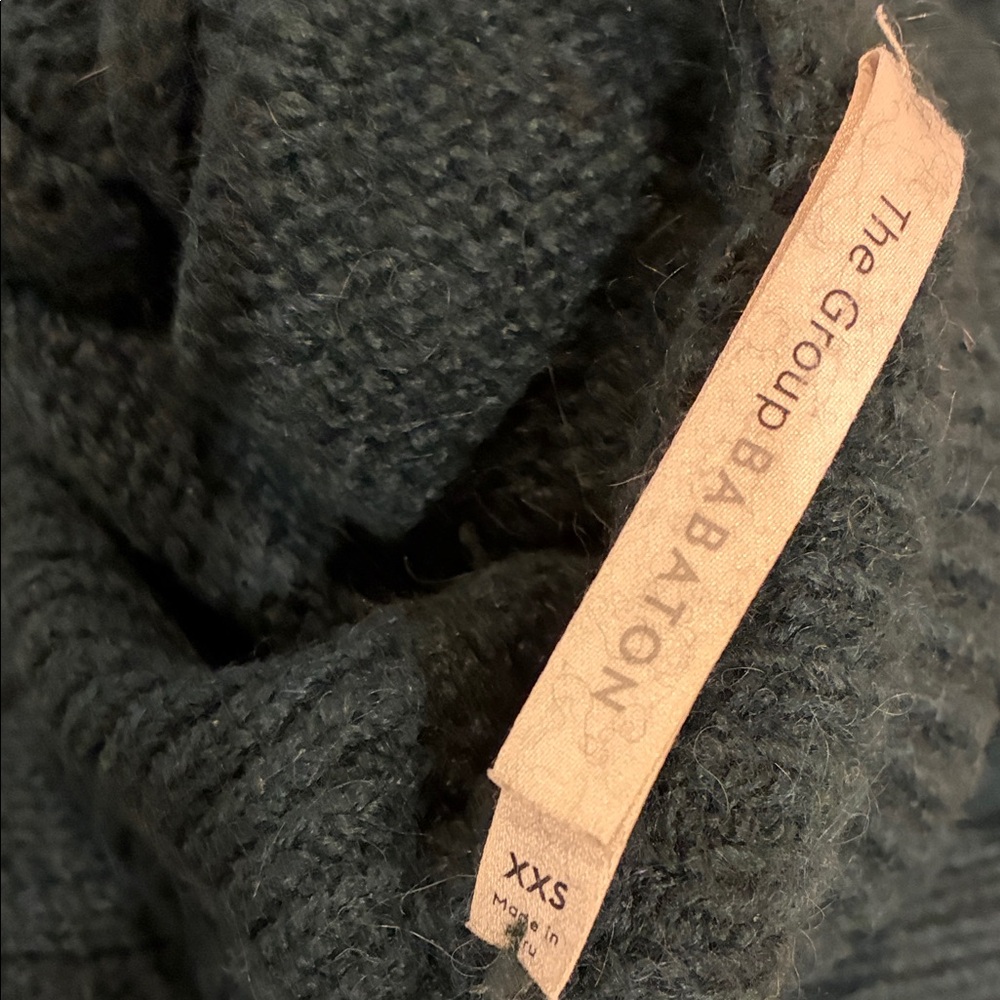 Babaton/Aritzia Dark Green Turtleneck Sweater Size XXS - Picture 2 of 6